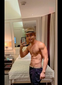 Hot Young Kinky For Men & Women or Group - Male escort in Dubai Photo 23 of 24