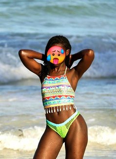 Hot Zara - masseuse in Mombasa Photo 1 of 2