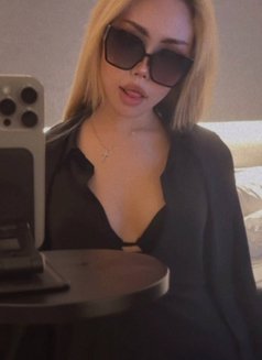 Hot Zhanna - puta in Al Manama Photo 8 of 11