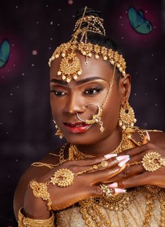Hotcocoa - Acompañantes transexual in Lagos, Nigeria Photo 11 of 12