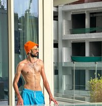 HotDomVisitor - Acompañantes masculino in Beirut Photo 7 of 8