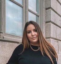 Hotel and Home Service Available 24 H - puta in Maldives Photo 1 of 4