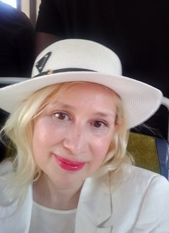 Hotel Outcall Erotic French Massage - escort in Barcelona Photo 8 of 10