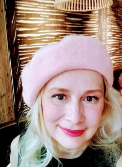 Hotel Outcall Erotic French Massage - escort in Barcelona Photo 9 of 10