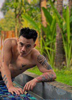 Hotmanly - Acompañantes masculino in Hong Kong Photo 9 of 11