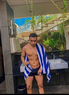 Hotmanly - Male escort in Kuala Lumpur Photo 4 of 10