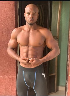 Hotmilk - Male escort in Muscat Photo 6 of 11