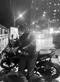 Hotshot69 - puta in Dhaka Photo 2 of 2