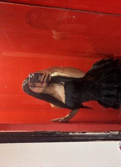 Hott Natasha - Acompañantes transexual in New Delhi Photo 15 of 21