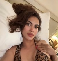 PRETTY LADY WITH HARD COCK - Transsexual escort in Jakarta