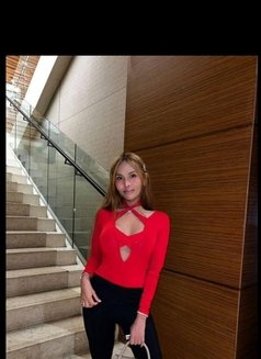 Hottest Girl in Manila BGC - escort in Mandaluyong Photo 13 of 14