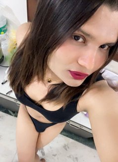 Hottest Khwahish - Transsexual escort in Surat Photo 1 of 10