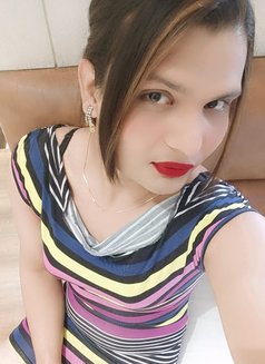 Hottest Khwahish - Transsexual escort in Surat Photo 3 of 10