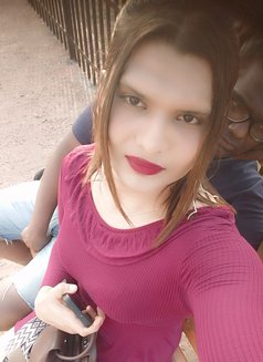 Hottest Khwahish - Transsexual escort in Surat Photo 7 of 10