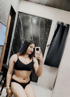 Hottest Khwahish - Transsexual escort in Surat Photo 10 of 10