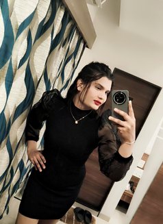 Hottest Khwahish - Transsexual escort in Surat Photo 8 of 8