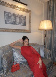 HOTTEST LB IN TOWN - 100% REAL PICTURES - Acompañantes transexual in London Photo 29 of 29