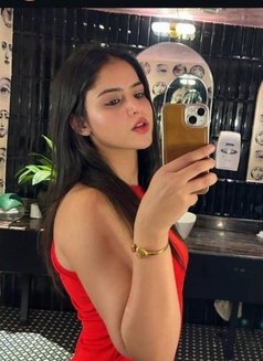 Hottest Real Call Girls Escort - puta in New Delhi Photo 2 of 3