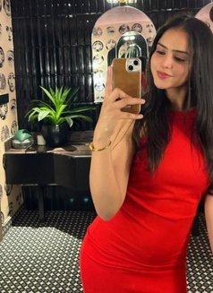 Hottest Real Call Girls Escort - puta in New Delhi Photo 3 of 3