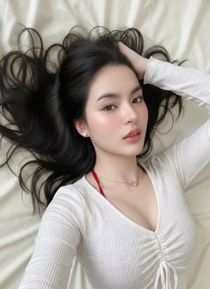 Hottest Young Escort - escort in Tokyo Photo 15 of 16