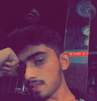 Hottie Abhijeet - Acompañantes masculino in New Delhi