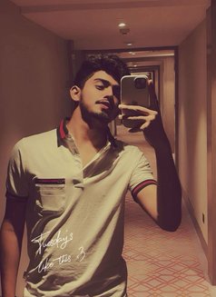Hottie Abhijeet - Male escort in New Delhi Photo 5 of 5