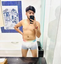 Hottie - Male escort in Mumbai