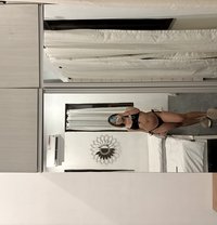 Hottie Nicole - escort in Manila