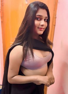 Hottie Priya - Transsexual escort in Tiruchirapalli Photo 1 of 5