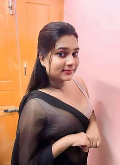 Hottie Priya - Transsexual escort in Tiruchirapalli Photo 2 of 5