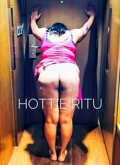 Hottie Ritu - puta in Bangalore Photo 10 of 29