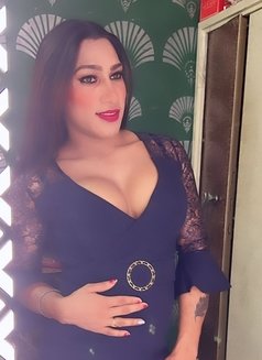 Hottie Shana - Transsexual escort in New Delhi Photo 7 of 7