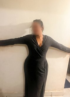 Hottie Sheena - escort in New Delhi Photo 4 of 4