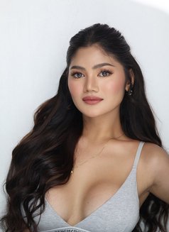 Hottiemiles - escort in Manila Photo 18 of 18
