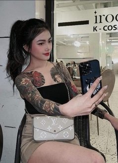 Hotties Tattoo Girl - puta in Hong Kong Photo 4 of 6