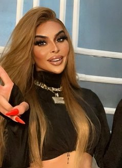 Hottiest Barbie Shemale Best of the Best - Acompañantes transexual in Bangkok Photo 2 of 17