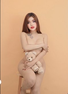 Hottiest School Girl Zia “JUST ARRIVE” - escort in Makati City Photo 28 of 28