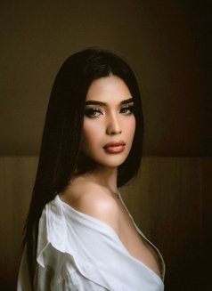 HotTsFantasy - Transsexual escort in Singapore Photo 24 of 28