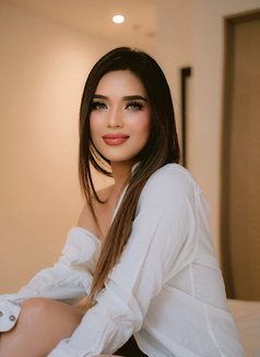 HotTsFantasy - Transsexual escort in Singapore Photo 26 of 28