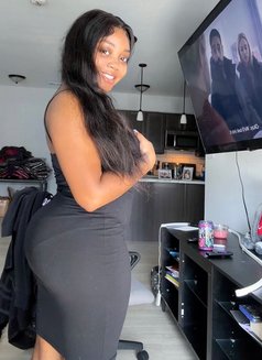 Hotty Natty - adult performer in Muscat Photo 1 of 1