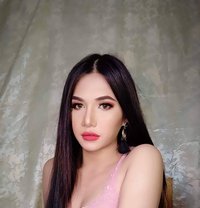 Hotty Nina - Transsexual escort in Makati City