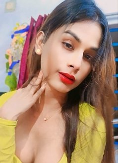 Hotty Noghty Sarmi - Acompañantes transexual in Kolkata Photo 5 of 7