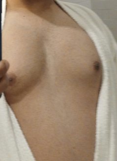Hotty Sexy Masseur Raj - Acompañantes masculino in New Delhi Photo 1 of 6