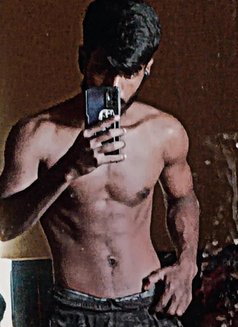 Hottyboy - Male escort in Raipur Photo 4 of 4