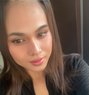 Hottygirl - Transsexual escort in Manila Photo 1 of 6