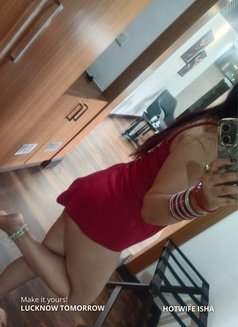 Hotwife Isha - escort in New Delhi Photo 3 of 3