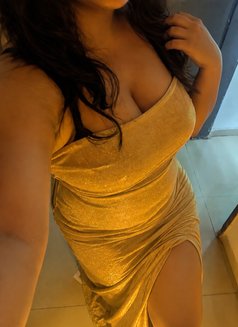 Hotwife Priya Your Fantasy Queen - puta in Lonavala Photo 2 of 5