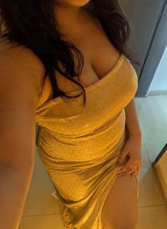 Hotwife Priya Your Fantasy Queen - puta in Lonavala Photo 3 of 5