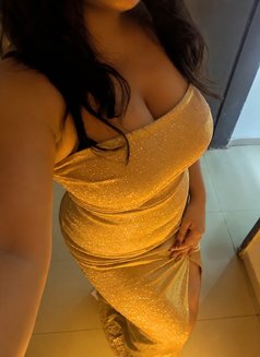 Hotwife Priya Your Fantasy Queen - puta in Lonavala Photo 4 of 5