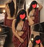 Hotwife Priya Your Fantasy Queen - puta in Mumbai Photo 1 of 5
